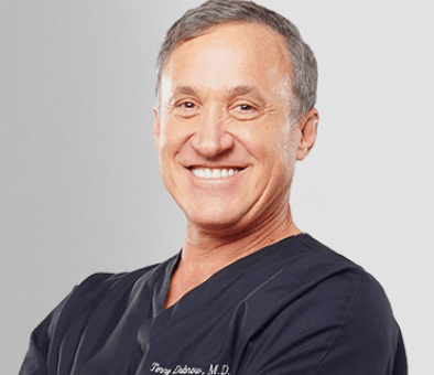 Terry Dubrow Cirujano
