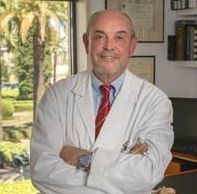 Cirujano plástico José María Palacin