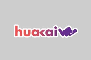 Una de las mejores agencias de viaje de España es Huakai, logo